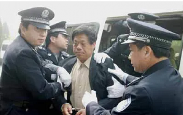 河北鉅貪李友燦：外逃俄羅斯，三次自殺未遂