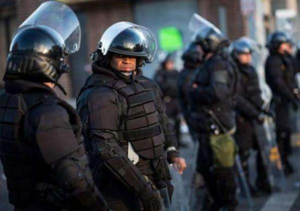 9名美國警察一陣狂射，亂槍打死流浪漢，事後卻發現看錯了？