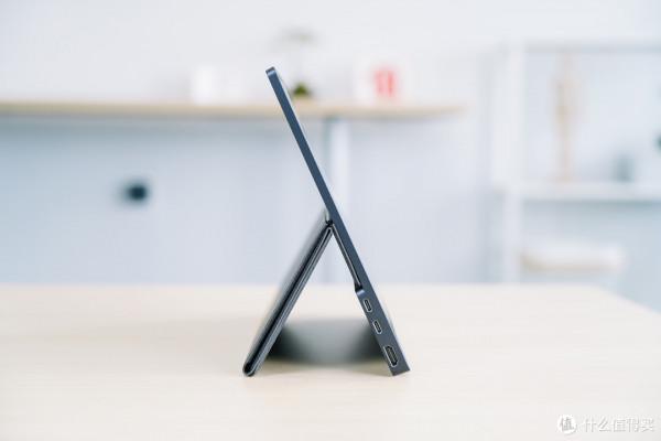 萬金油還是吃灰神器：聊聊4K+OLED便攜屏存在的意義