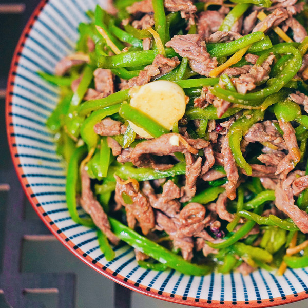 下飯菜看這裡,快手“低脂青椒牛肉絲” 下飯菜看這裡,快手“低脂青椒牛肉絲”