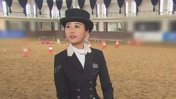 崔順實：在朴槿惠身邊做40年閨蜜，傲慢女兒橫著走，如今有難同當