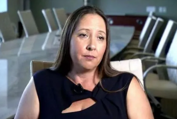 美國女孩臥床昏睡14年，突然呻吟產下一男嬰，男護工涉嫌侵犯被捕