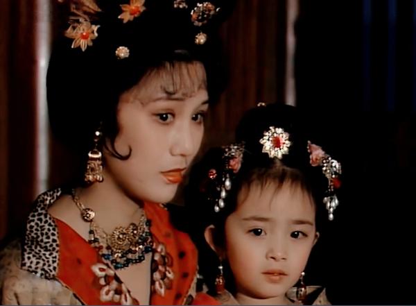 &quot;古典美人&quot;李建群：憑&quot;容妃&quot;一角出名，63歲患癌去世，一生無子女