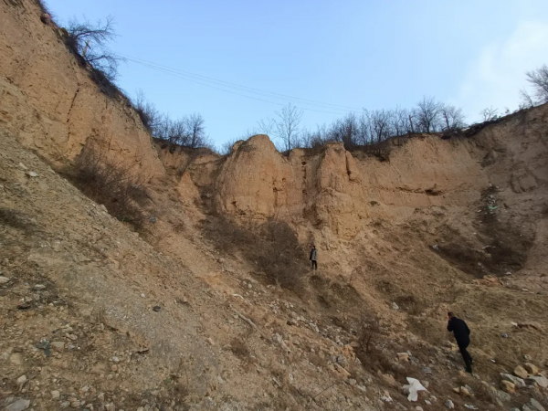 七萬露在荒野的白骨改寫了四個王國和華夏曆史，稷山玉璧古城