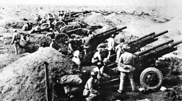 1953年，戰鬥英雄許長友為國捐軀，5年後首長卻發現他在糧庫站崗