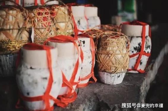 100歲祖母每頓只吃一口飯,大壽當天怪異去世,道士說她已死多年 100歲祖母每頓只吃一口飯,大壽當天怪異去世,道士說她已死多年