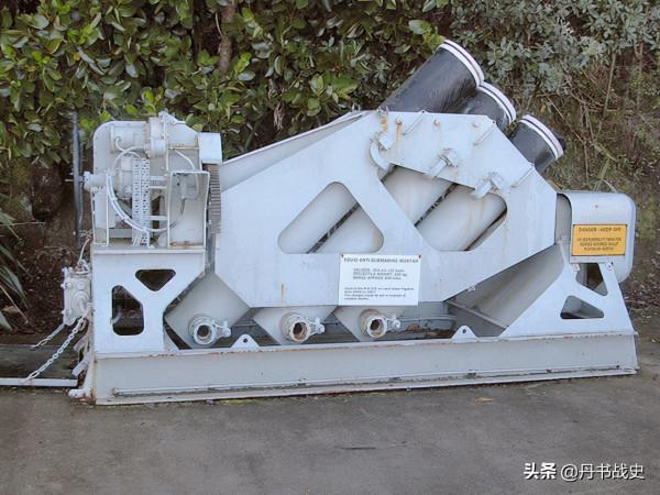 比刺蝟彈更強的反潛武器，二戰英國“魷魚”反潛迫擊炮