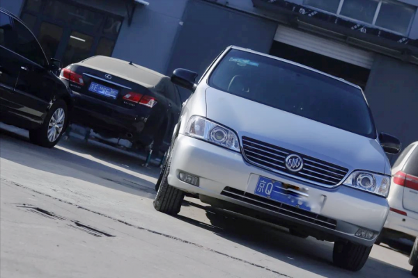 怪獸修車：2010年的老款GL8全車整備翻新，滿血復活，重回巔峰