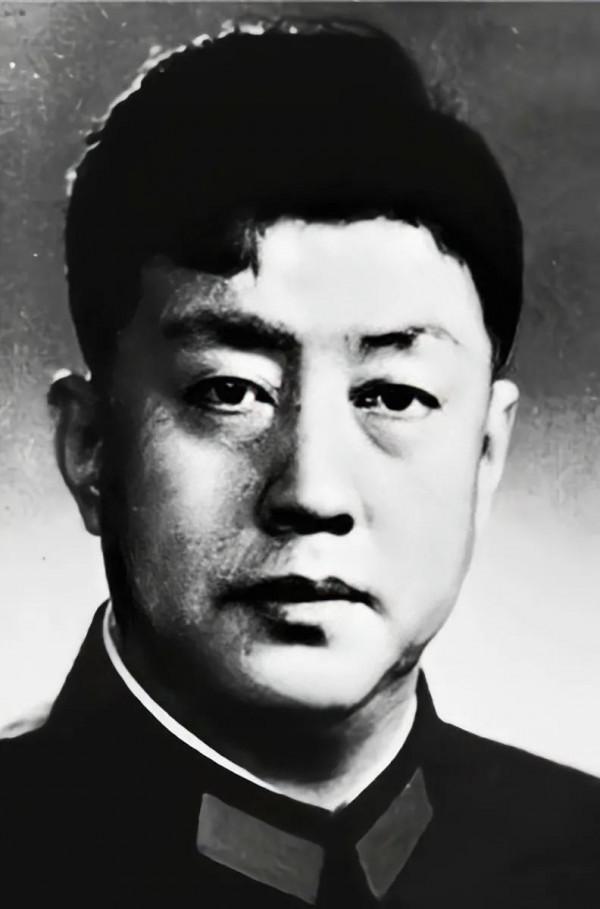 一野一兵團戰鬥序列簡述，主要將領在1955年授銜情況（中）