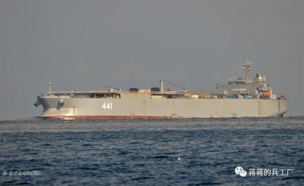 英雄編隊回國!伊朗舉行儀式歡迎完成4.5萬公里航程的75號編隊 英雄編隊回國!伊朗舉行儀式歡迎完成4.5萬公里航程的75號編隊