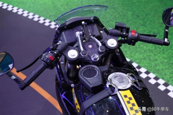 摩博會 | 力帆釋出KPT400拉力車,售價29980起,600V缸巡航亮相 摩博會 | 力帆釋出KPT400拉力車,售價29980起,600V缸巡航亮相