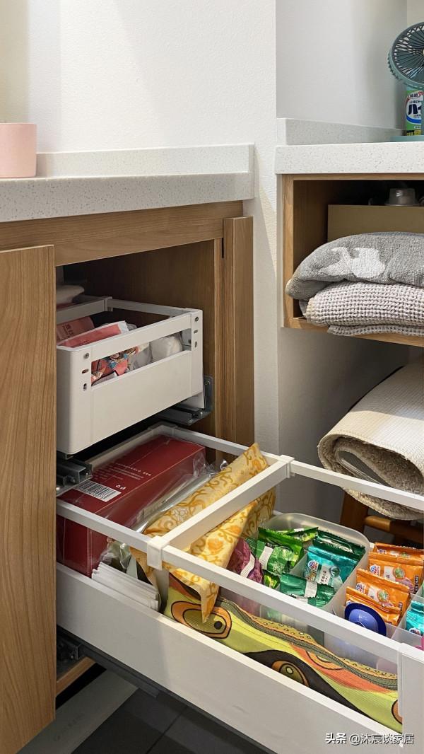 44歲的阿姨，與母親同住，兩人把家佈置得溫馨美好，適合居家養老