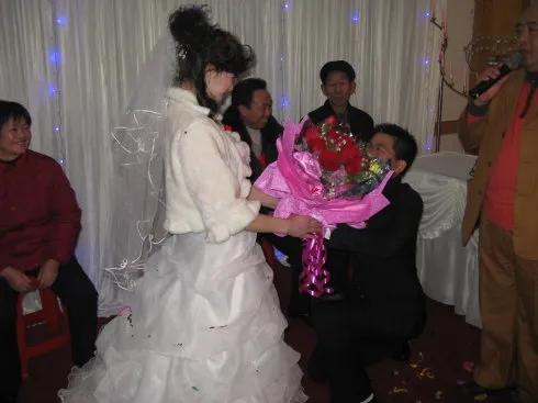 新時尚來了，年青人結婚不大擺酒宴了