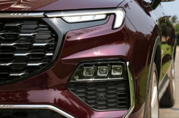 滿足全家人駕駛需求,最高配7座,福特領裕實力解析! 滿足全家人駕駛需求,最高配7座,福特領裕實力解析!