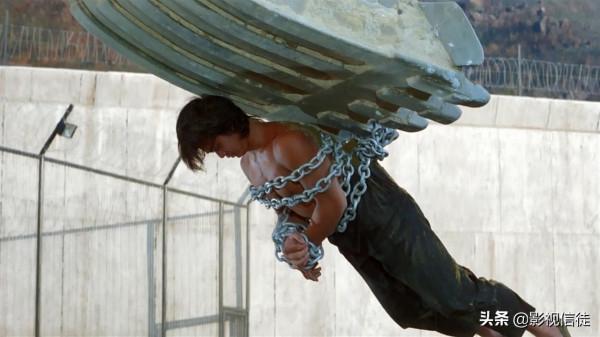 《力王》無數人的童年陰影,但卻是一部不折不扣的正能量片 《力王》無數人的童年陰影,但卻是一部不折不扣的正能量片