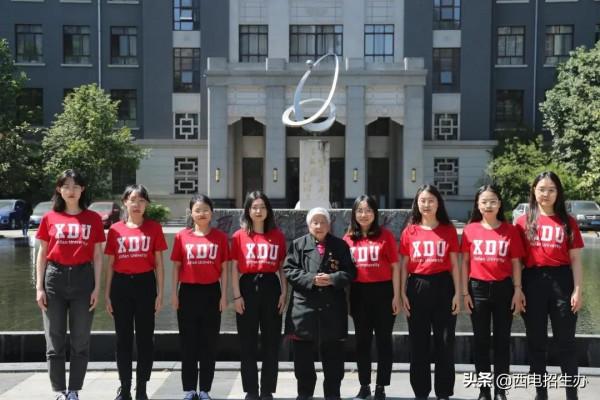 15歲立志抗日!9旬女兵被教育部“點名”,感人事蹟全國展播 15歲立志抗日!9旬女兵被教育部“點名”,感人事蹟全國展播