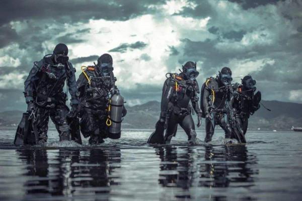 臺軍蛙人想潛入大陸？055大驅亮相反蛙人武器，讓水鬼有來無回