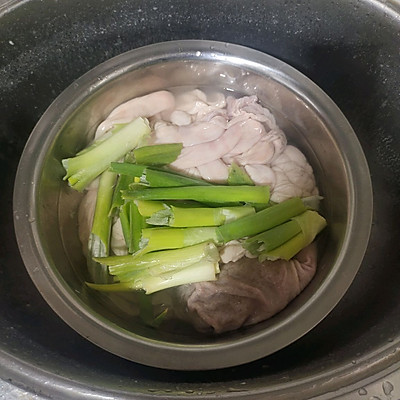 豬三寶（豬大腸，豬小腸，豬肚）