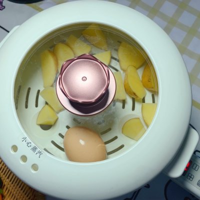 #一起土豆沙拉吧#低脂晚餐雞蛋番茄土豆沙拉快手菜