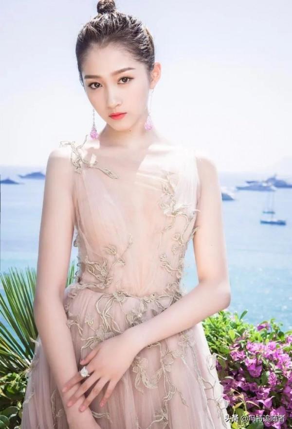 鄰家關曉彤 鄰家關曉彤