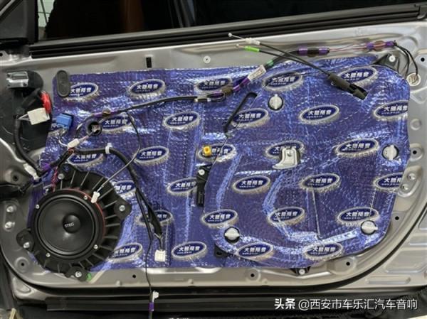 豐田亞洲龍音響改裝史泰格SE650C兩分頻 整套系統無損安裝,效果佳 豐田亞洲龍音響改裝史泰格SE650C兩分頻 整套系統無損安裝,效果佳