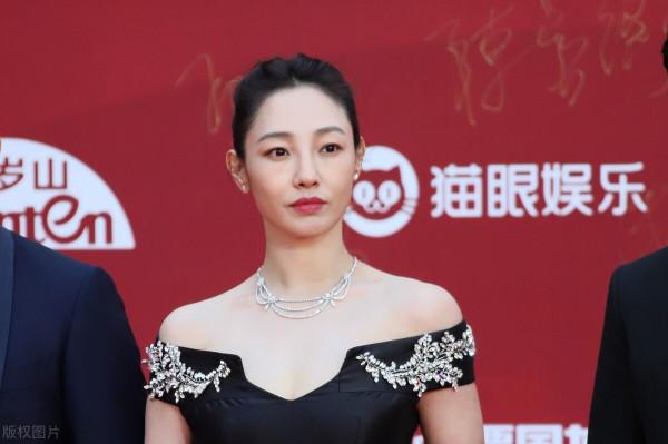 聚焦獨居女性安全問題題材的電影《門鎖》，可惜了好題材好演員