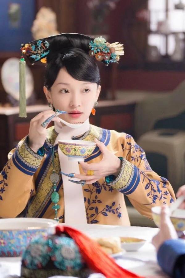 少女感別尬演，這6位演少女太辣眼，有人強裝可愛，有人刻意夾音