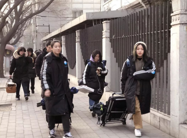 網友為藝考生打抱不平：藝考生不是走捷徑，背後的辛苦無人知曉