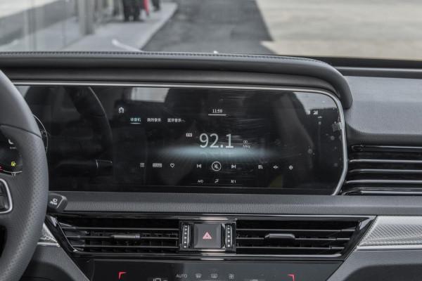 紅旗HS5顯示屏故障，可能是三個原因導致的，處理方法很關鍵