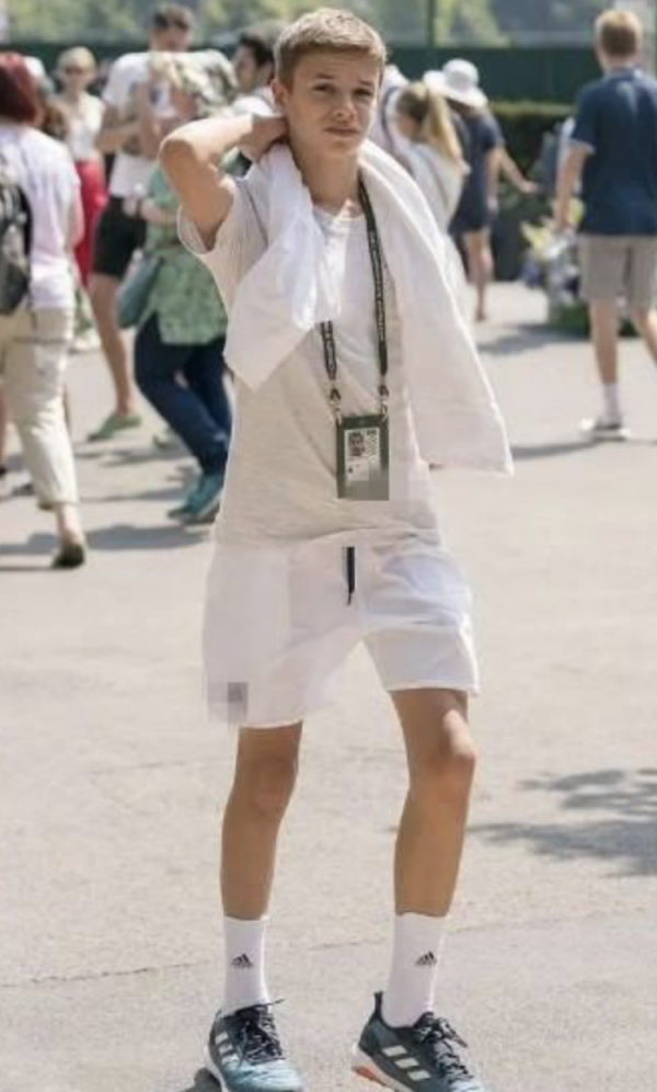 貝克漢姆兒女現狀：老大啃老，老三小女從文，只有老二星途璀璨