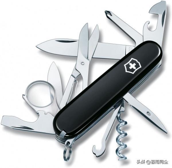 揹包客的多功能便攜工具：最適合露營和揹包旅行的5款多功能工具