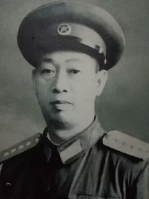 結合當前國內外形勢，想起了我的爺爺