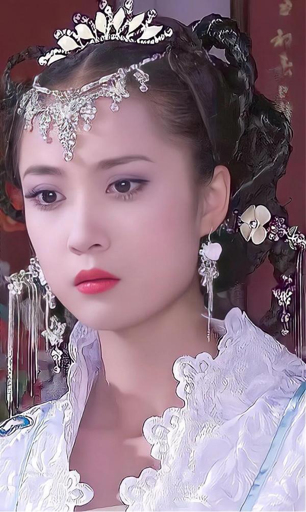 電視劇&quot;大明嬪妃 &quot;關慧卿 飾演李梅兒 喜歡的點點關注，支援下，謝謝