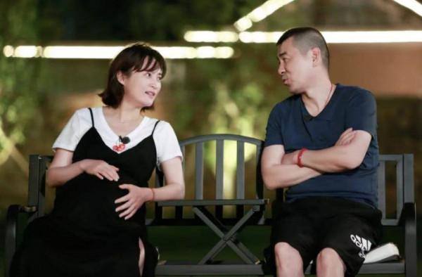 相戀多年卻分開，這7對明星戀人，有的成為仇人，有的還告上法庭