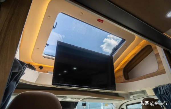 享舒適之旅,度羅馬假日,新星羅馬假日T600風尚款房車​ 享舒適之旅,度羅馬假日,新星羅馬假日T600風尚款房車​