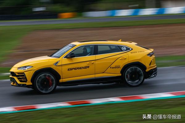 試駕|速度和聲浪讓你激情澎湃 蘭博基尼三款車型賽道體驗 試駕|速度和聲浪讓你激情澎湃 蘭博基尼三款車型賽道體驗