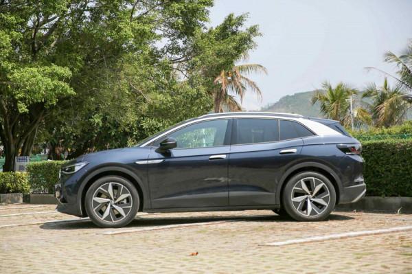 穩紮穩打的模範生，試駕一汽大眾ID&period;4 CROZZ