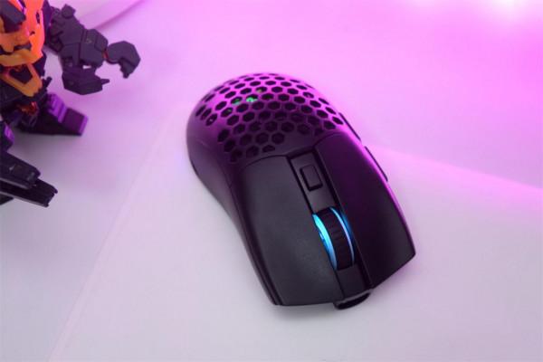 滑鼠裡面的百變星君，因科特MINI PRO圖賞