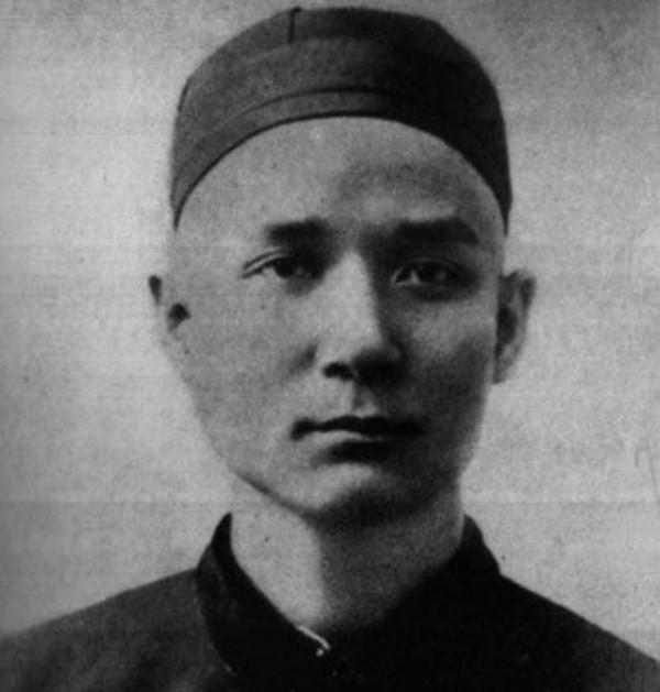 蔣介石向沈醉發誅殺令,民國大佬隨手畫一個反勾,救下90多條人命 蔣介石向沈醉發誅殺令,民國大佬隨手畫一個反勾,救下90多條人命