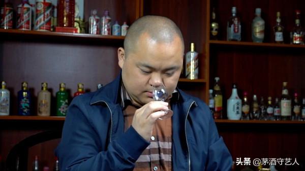 茅酒守藝人品酒——五糧特曲