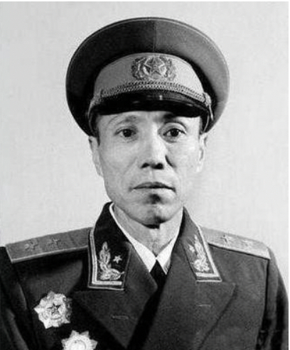 紅四方面軍歷史上的18位軍長後來都有怎樣的結局? 紅四方面軍歷史上的18位軍長後來都有怎樣的結局?