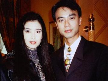 一組周慧敏的老照片曝光，一定有你沒見過的