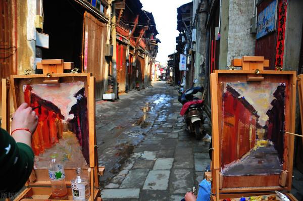 江西這古鎮太原始，現在不去真怕過兩年要拆除，曾是四大名鎮之一