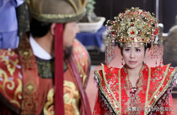 10部造型辣眼的古裝劇,看過三部你就要“洗眼睛”了 10部造型辣眼的古裝劇,看過三部你就要“洗眼睛”了