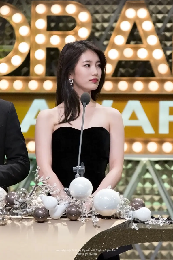 韓國女演員裴秀智