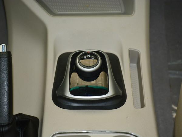 三胎出行，選別克GL6還是菱智M5EV？看完這篇對比就明白了