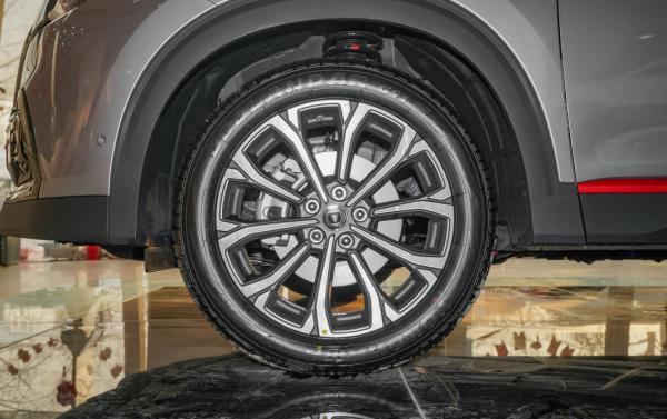 長安CS85 COUPE:定位15萬級市場,最高配2.0T引擎實力如何? 長安CS85 COUPE:定位15萬級市場,最高配2.0T引擎實力如何?