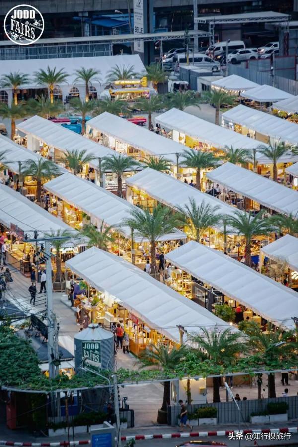 改名+搬遷！泰國曼谷著名的拉差達火車夜市浴火重生了