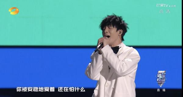 展望幸福2022《湖南衛視2021-2022跨年晚會》折射人文關懷孤光 展望幸福2022《湖南衛視2021-2022跨年晚會》折射人文關懷孤光