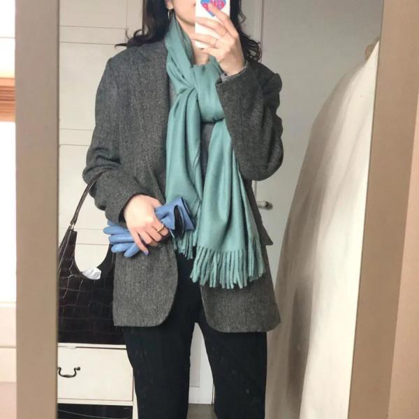 讓暗色大衣在冬季煥發新姿的毛衣是什麼樣 | 博主推薦